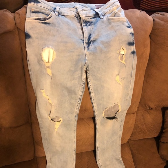 Asos Never worn distressed blue jeans - Picture 2 of 4
